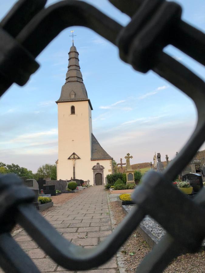 Haus Zissi Villa Burg Reuland Luaran gambar